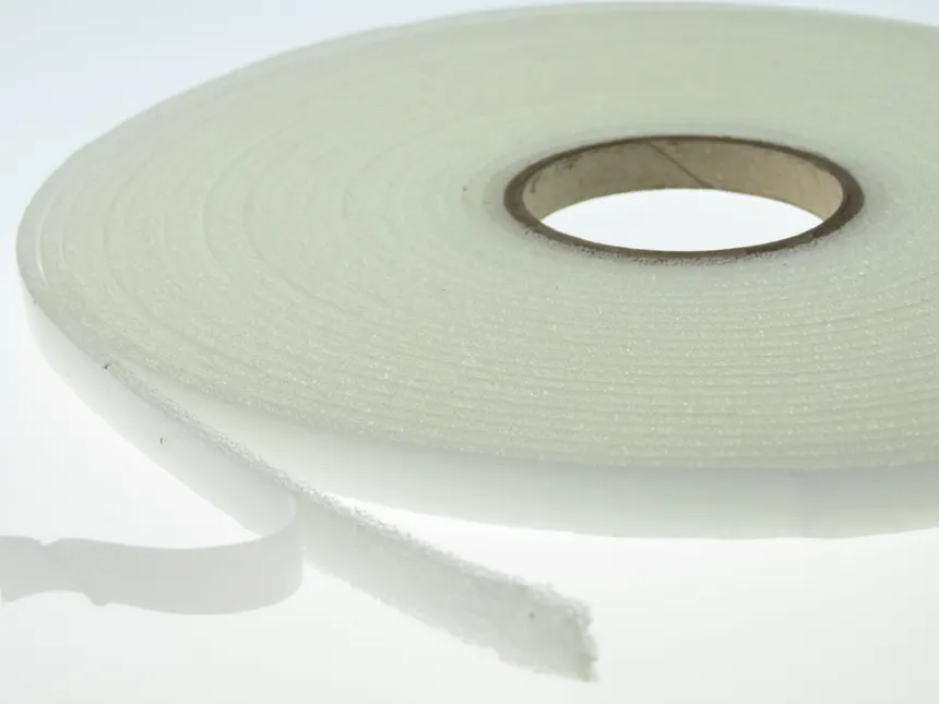 (MU) Cinta de espuma de poliuretano de doble cara 4.5m x 2.54m